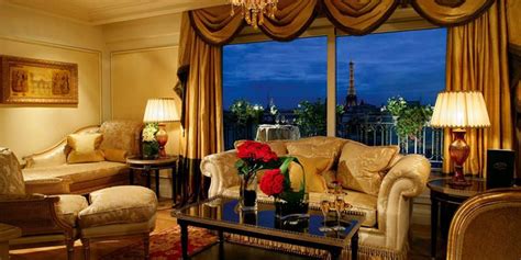 How to choose a 5 star hotel in Paris - Tips to rent the best room