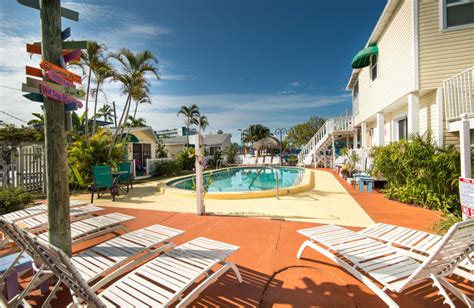 Silver Sands Villas (Fort Myers Beach, FL) - Resort Reviews - ResortsandLodges.com