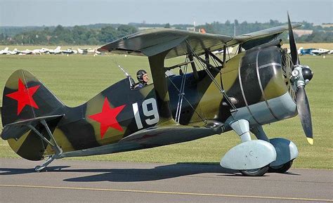 Polikarpov I-15 - EcuRed