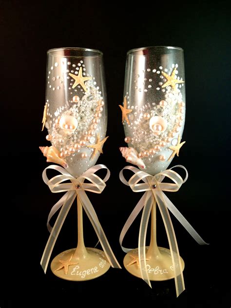 MyBridalglasses.com Custom hand decorated wedding champagne glasses. | Wine glass decor ...