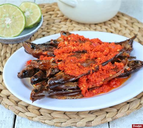 Ikan Salai Asap Masak Balado Lezat Praktis - Resep | ResepKoki