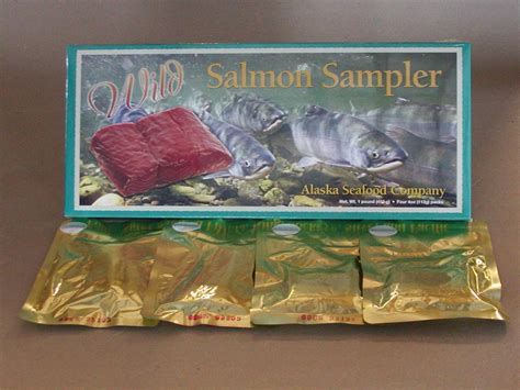 Alaska Smoked Salmon Sampler Giftbox 16oz - 10th & M Seafoods