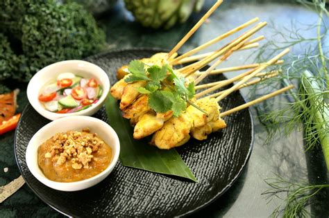 15 Best Singaporean Foods & Dishes - What to Eat in Singapore - Go Guides