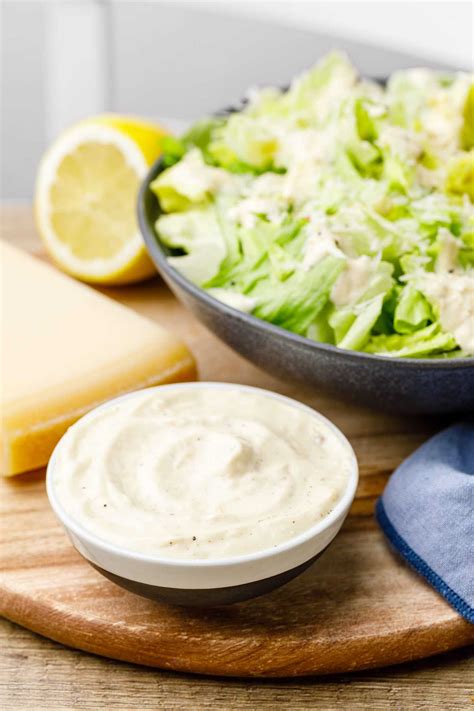 2-Minute Creamy Keto Caesar Dressing (Quick Homemade Recipe) - Keto Pots