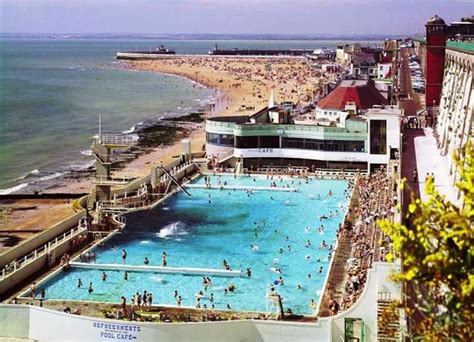 Ramsgate | Summertime scene, Ramsgate, Postcard collection