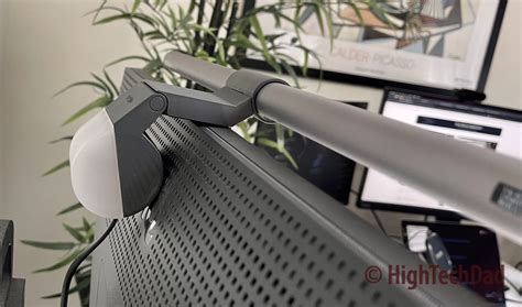 UPDATED REVIEW - The Goldilocks of Monitor Lamps - BenQ ScreenBar Halo ...