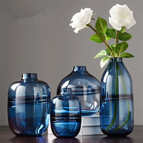 Modern minimalist transparent glass vase decoration Nordic style living room with dried flower ...