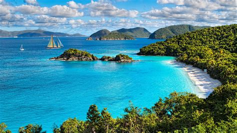 Trunk Bay - Virgin Islands National Park - backiee