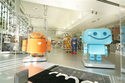 SHIFT | PLACE | ROBOT MUSEUM