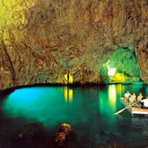 Emerald Grotto, Amalfi Coast | Been there...done that...love | Pinter…