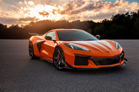 2025 Chevrolet Corvette Goes Wild On Color And Customization