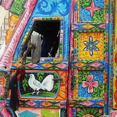 Virtual World of Blogging: Beautiful Pakistani Truck Art