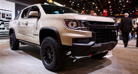 2021 Chevrolet Colorado ZR2: Live Photo Gallery | GM Authority