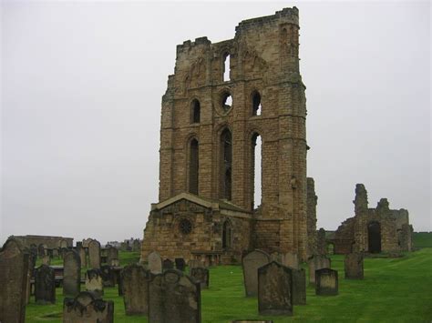 Historyfish.net Tynemouth Priory