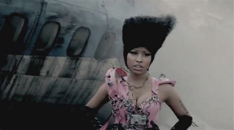 Fly (Featuring Rihanna) [Music Video] - Nicki Minaj Image (24903841 ...