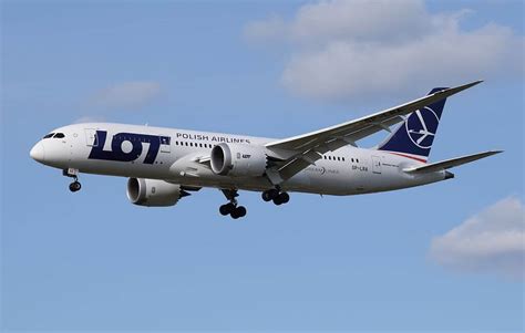 LOT Polish Airlines Fleet Boeing 787-8 Dreamliner Details and Pictures