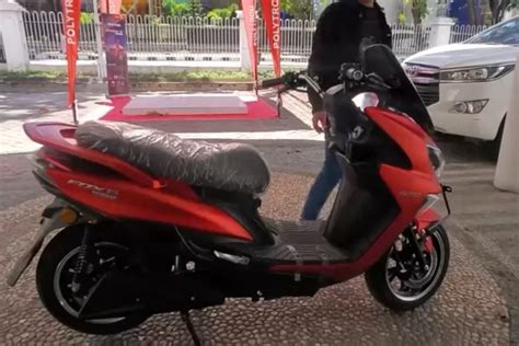 Mirip Motor Matic, Inilah Motor Listrik Polytron Fox R - Vimanews