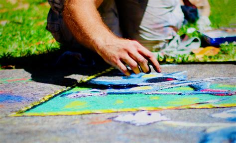 Creating Chalk Art: Discover a World of Creative Drawing!