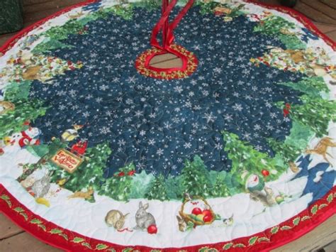 20 Beautiful Christmas Tree Skirt Designs - Style Motivation