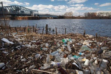 Toxic Passaic River to Get $1.38 Billion Cleanup Over 10 Years - The New York Times