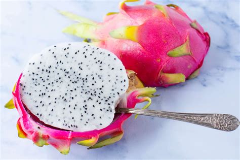 Dragon Fruit Demystified – Your New Delicious Best Fruit Friend