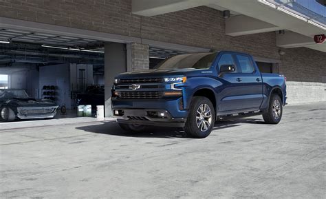 2019 Chevrolet Silverado Adds Turbo Four-Cylinder | News | Car and Driver