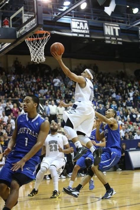 #ZipsGameday Photo Akron Zips Men's Basketball vs. Buffalo Bulls ...