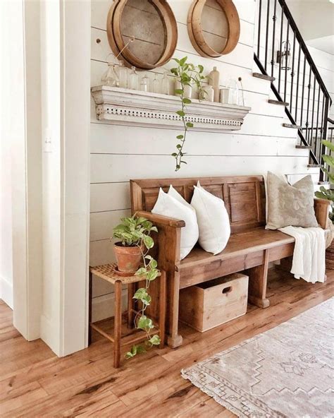 New Built or Repurposed entryway bench building plans and Projects to keep your cozy and ...