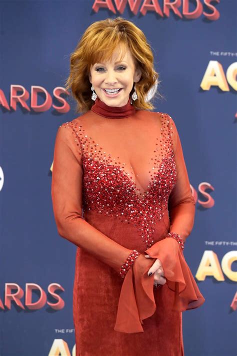 Reba McEntire Red Dress at 2018 ACM Awards | POPSUGAR Fashion Photo 5