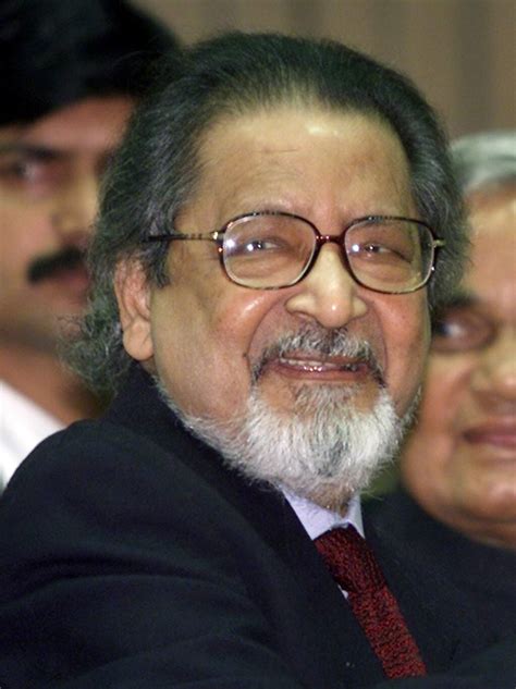 Nobel Prize-winning author V.S. Naipaul dies at 85