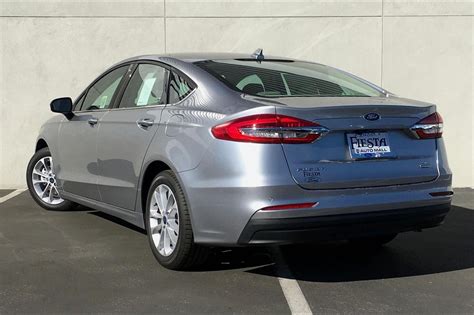 New 2020 Ford Fusion Hybrid SE FWD 4D Sedan