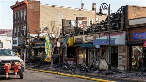 Plainfield fire on East Front Street displaces 30, torches businesses