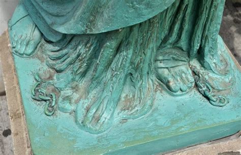 A Closer Look At The Statue Of Liberty Reveals This Striking Detail About Her Feet | Statue ...