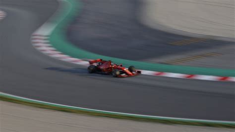 Ferrari driver Vettel crashes in F1 preseason testing | CTV News