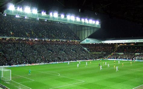 Leeds United Wallpapers - Top Free Leeds United Backgrounds ...