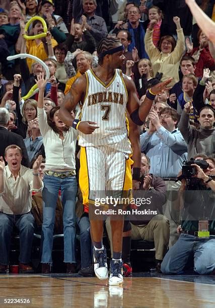 Pacers Vs Heat 2004 Photos and Premium High Res Pictures - Getty Images