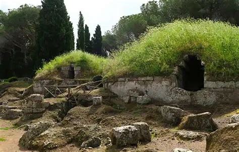 How to Visit the Etruscan Tombs at Necropolis Cerveteri from Rome Italy?