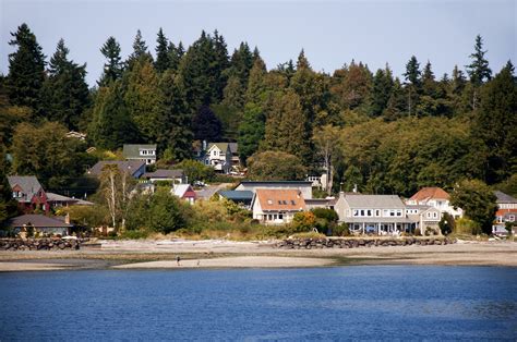 Explore the Magnificent Wing Point on Bainbridge Island — Leah Applewhite