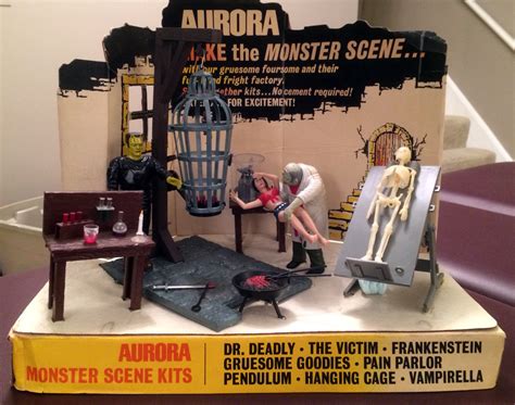 Aurora Monster Scenes Store Display! – PS