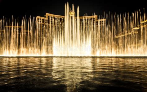 World Famous Fountain Water Show in Las Vegas Nevada Editorial Stock ...