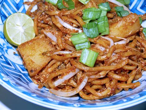 Veggie Mee Goreng | Malaysian recipe | Recipe