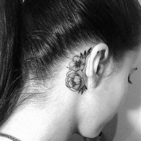 40+ Amazing Behind The Ear Tattoos For Women - TattooBlend