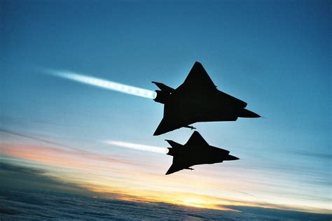 Download Military Saab 35 Draken Wallpaper