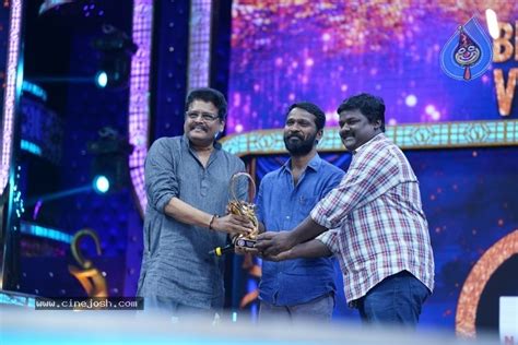 Zee Cine Awards Tamil 2020 Stills - Photo 5 of 66