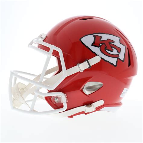 Patrick Mahomes II Signed Chiefs Full-Size Speed Helmet (Beckett ...