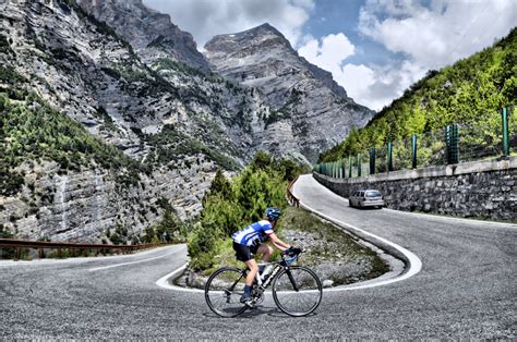 Veloce ® cycling and bike rental company : Climb the Stelvio Pass with Veloce : bike rental ...