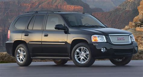 GM Might Bring Back The GMC Envoy SUV, Trademark Filing Suggests | Carscoops