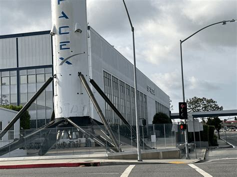 SpaceX Hawthorne Tour? : r/SpaceXLounge