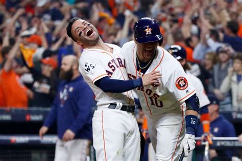 Houston Astros Win Thrilling Game 5 To Take 3-2 World Series Lead