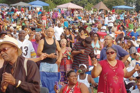 Thousands attend annual Black Family Reunion | New Pittsburgh Courier